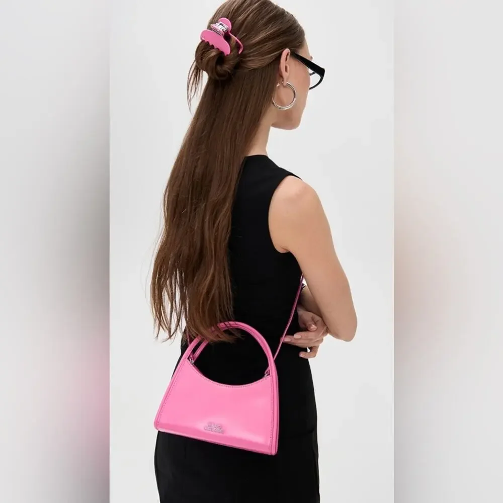 Marc Jacobs the claw Pink Women's crossbody bag with hair clip
